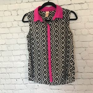 Black and white tribal Aztec pattern